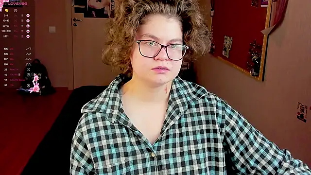 Snapshot of Sashy_Way chatting on 01.16.25 Sashy Way online show from 01.16.25