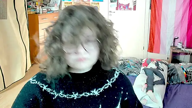 Snapshot of Sashy_Way chatting on 10.27.25 Sashy Way online show from 10.27.25