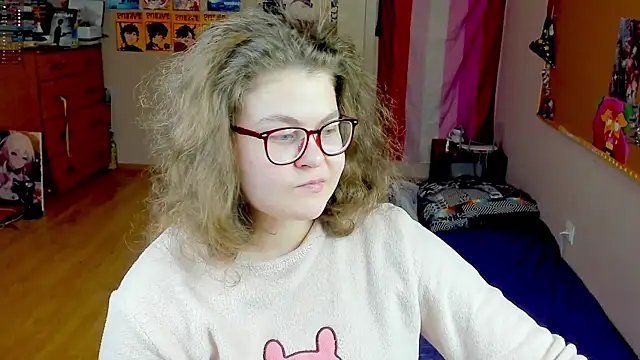 Snapshot of Sashy_Way chatting on 12.21.25 Sashy Way online show from 12.21.25