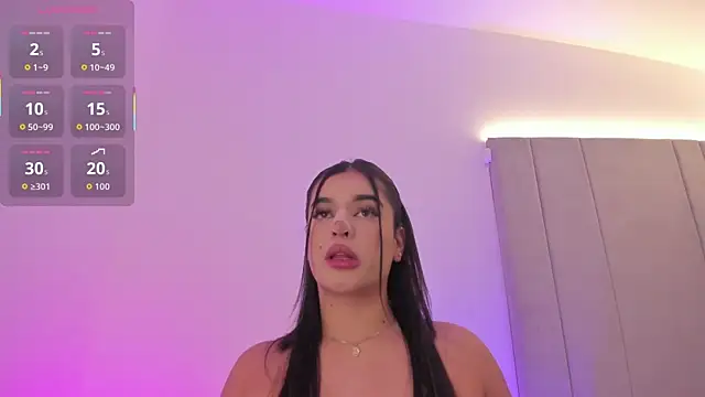 Snapshot of kaylarossi chatting on 10.17.25 kaylarossi online show from 10.17.25