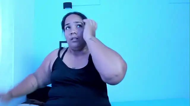 Mariana villa13 online show from 03.11.25