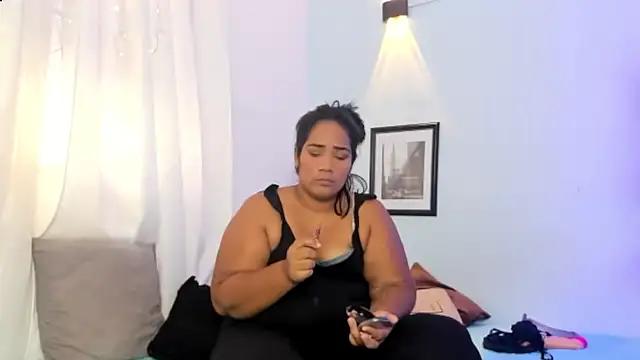 Mariana villa13 online show from 03.15.25