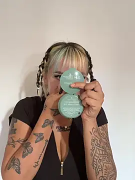 ivanna rivera online show from 04.30.26