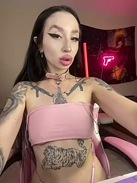 Molly  Moon online show from 06.17.26