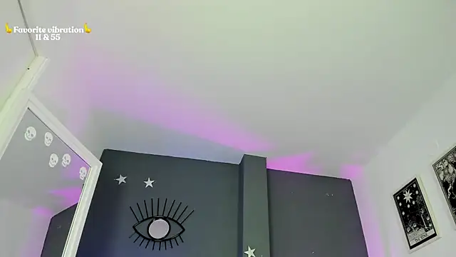 Raven Witch  online show from 08.06.26