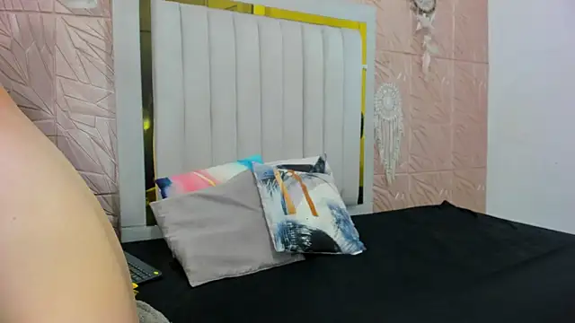 Ammy Connor1 online show from 10.22.25