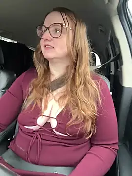 Snapshot of GingerSnap33 chatting on 02.22.26 GingerSnap33 online show from 02.22.26