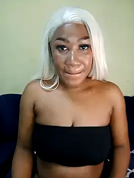 Snapshot of Puneee_Lucee chatting on 02.10.25 Puneee Lucee online show from 02.10.25
