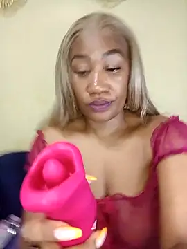 Snapshot of Puneee_Lucee chatting on 03.07.25 Puneee Lucee online show from 03.07.25