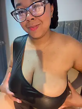 XMara online show from 04.22.26