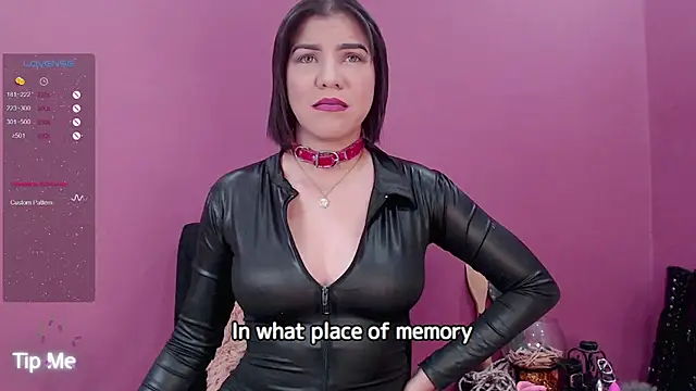 Snapshot of Karly_Grey_s chatting on 02.10.25 Karly Grey s online show from 02.10.25