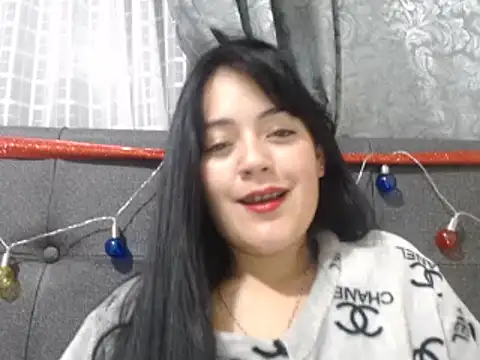 Snapshot of Alisha_99 chatting on 02.06.25 Alisha 99 online show from 02.06.25
