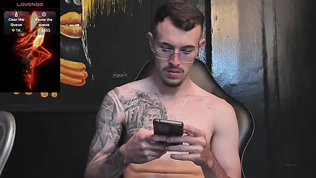 CodyWalkerR online show from 09.10.25