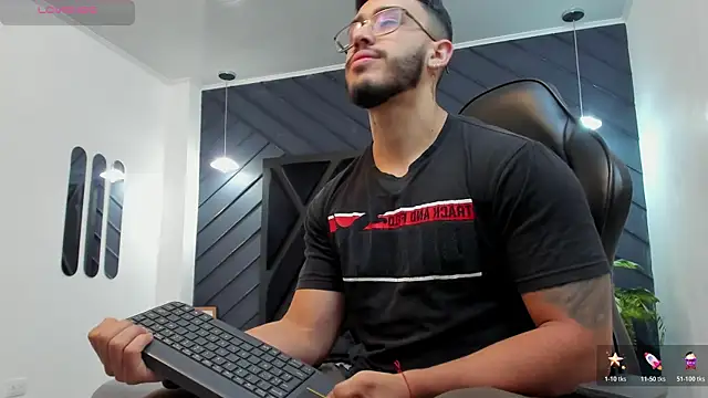 Liam Kleiin online show from 11.06.25