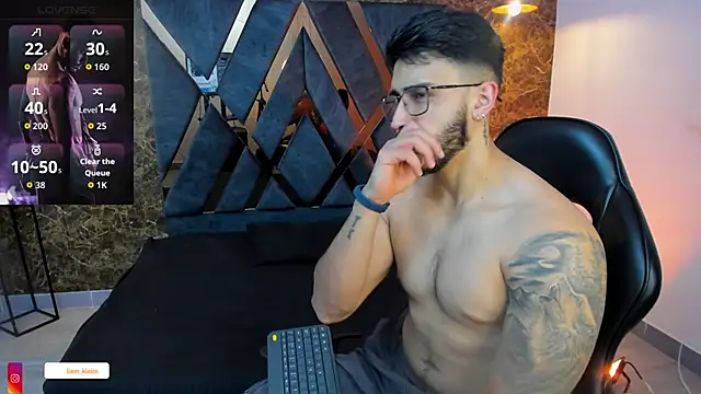 Liam Kleiin online show from 01.11.26