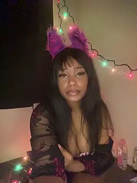 lovekaylaa online show from 10.26.25
