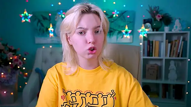 Snapshot of RocKStone_ chatting on 01.22.25 RocKStone online show from 01.22.25