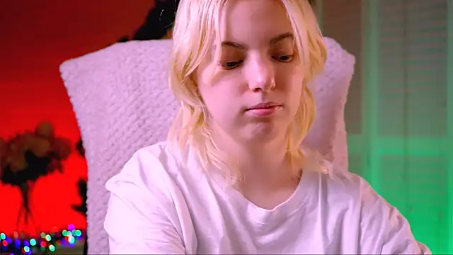 Snapshot of RocKStone_ chatting on 01.26.25 RocKStone online show from 01.26.25