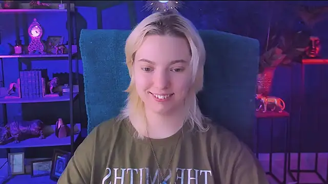 Snapshot of RocKStone_ chatting on 02.11.25 RocKStone online show from 02.11.25