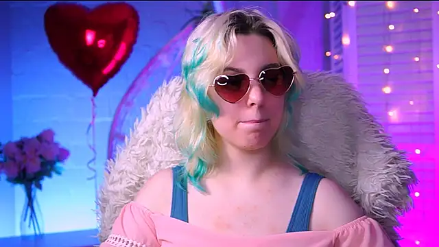 Snapshot of RocKStone_ chatting on 02.14.25 RocKStone online show from 02.14.25