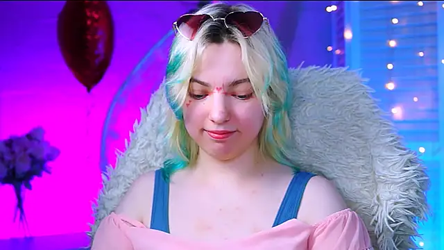 Snapshot of RocKStone_ chatting on 02.14.25 RocKStone online show from 02.14.25