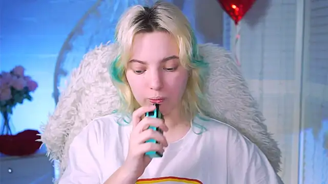 Snapshot of RocKStone_ chatting on 02.16.25 RocKStone online show from 02.16.25