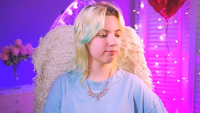 Snapshot of RocKStone_ chatting on 02.22.25 RocKStone online show from 02.22.25