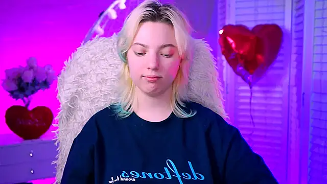 Snapshot of RocKStone_ chatting on 02.25.25 RocKStone online show from 02.25.25