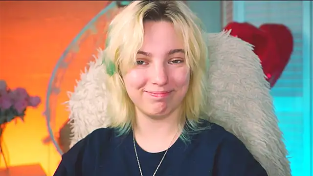 Snapshot of RocKStone_ chatting on 03.01.25 RocKStone online show from 03.01.25