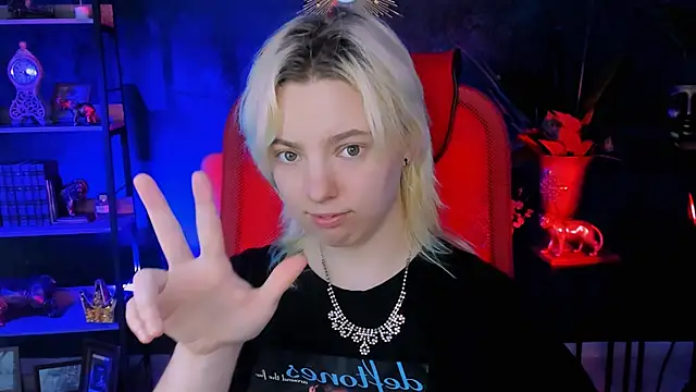 Snapshot of RocKStone_ chatting on 03.02.25 RocKStone online show from 03.02.25