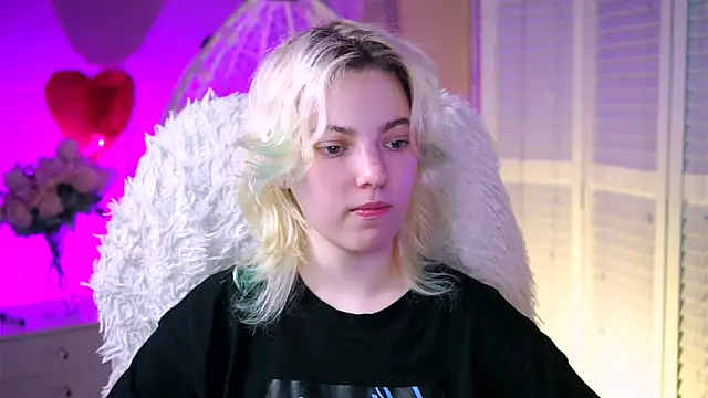 Snapshot of RocKStone_ chatting on 03.07.25 RocKStone online show from 03.07.25