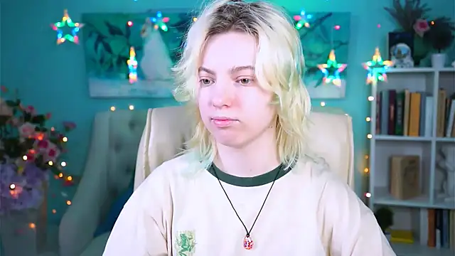 Snapshot of RocKStone_ chatting on 03.08.25 RocKStone online show from 03.08.25