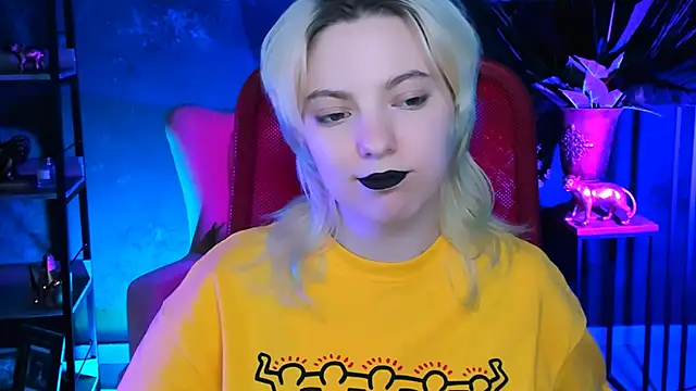 Snapshot of RocKStone_ chatting on 03.17.25 RocKStone online show from 03.17.25