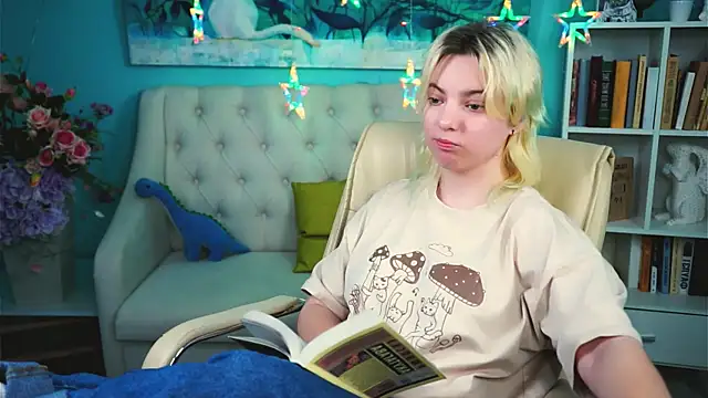 Snapshot of RocKStone_ chatting on 03.22.25 RocKStone online show from 03.22.25