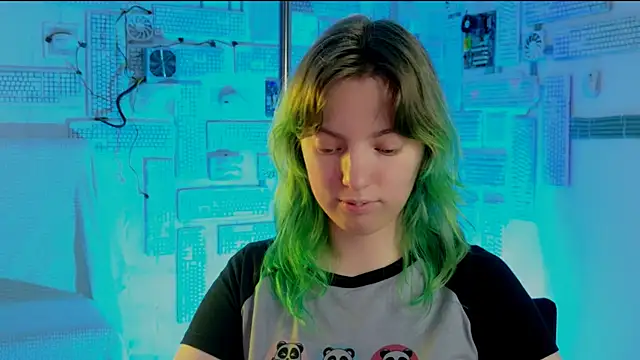 Snapshot of RocKStone_ chatting on 10.06.25 RocKStone online show from 10.06.25