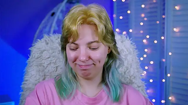 Snapshot of RocKStone_ chatting on 11.07.25 RocKStone online show from 11.07.25