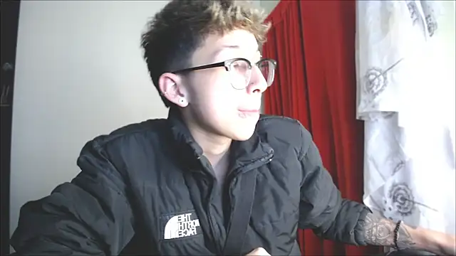 Snapshot of _Thomas_hot_ chatting on 01.15.25 Thomas hot online show from 01.15.25