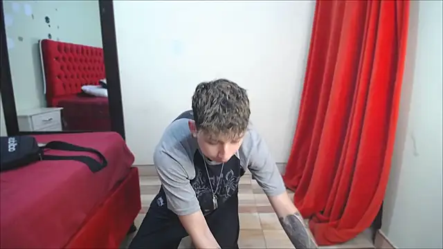  Thomas hot  online show from 01.26.25