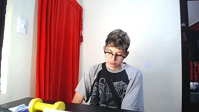 Snapshot of _Thomas_hot_ chatting on 01.28.25 Thomas hot online show from 01.28.25