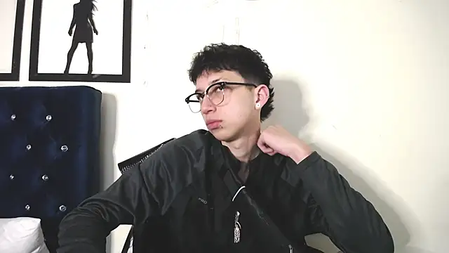 Snapshot of _Thomas_hot_ chatting on 09.12.25 Thomas hot online show from 09.12.25