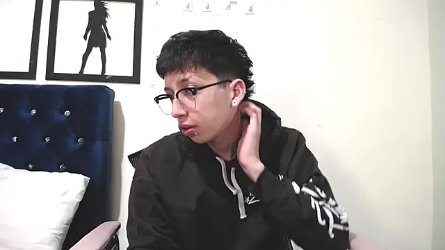 Snapshot of _Thomas_hot_ chatting on 09.13.25 Thomas hot online show from 09.13.25