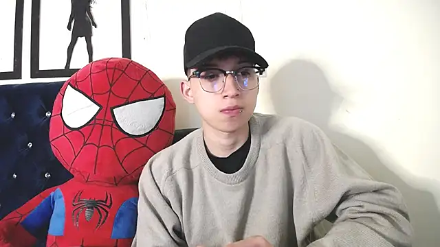 Snapshot of _Thomas_hot_ chatting on 11.15.25 Thomas hot online show from 11.15.25