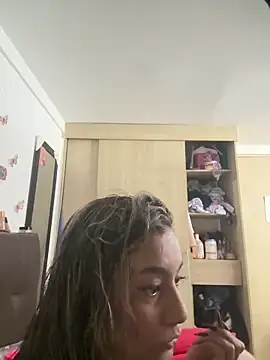 Snapshot of megan_collins96 chatting on 06.12.26 megan collins96 online show from 06.12.26