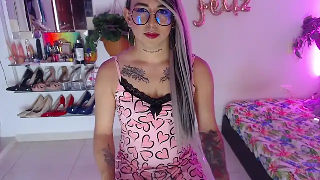 Snapshot of Laveneno_ortiz07 chatting on 12.20.24 Laveneno ortiz07 online show from 12.20.24