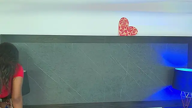 Snapshot of charlottebrowns_ chatting on 02.20.25 charlottebrowns online show from 02.20.25