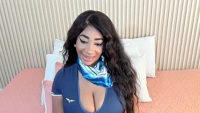 Snapshot of charlottebrowns_ chatting on 10.04.25 charlottebrowns online show from 10.04.25