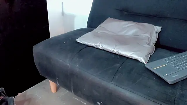 bellatrixx 69 online show from 05.05.26