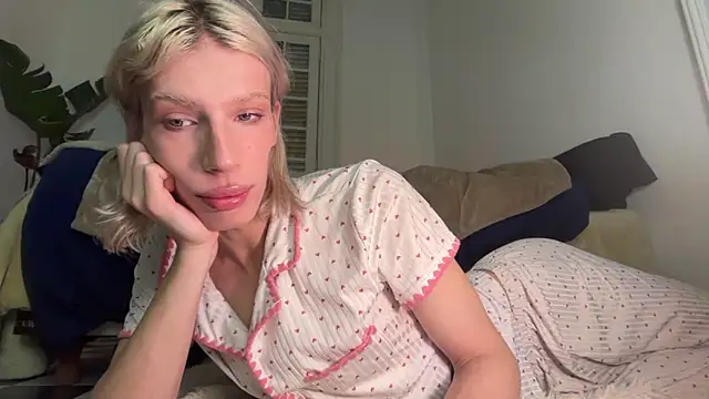 AliceSnowCatt online show from 07.19.26