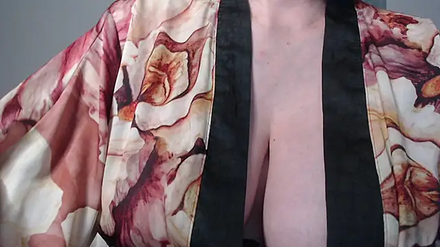 Snapshot of missdaniels chatting on 10.07.25 missdaniels online show from 10.07.25