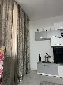 Snapshot of _adelle chatting on 02.07.26 adelle online show from 02.07.26